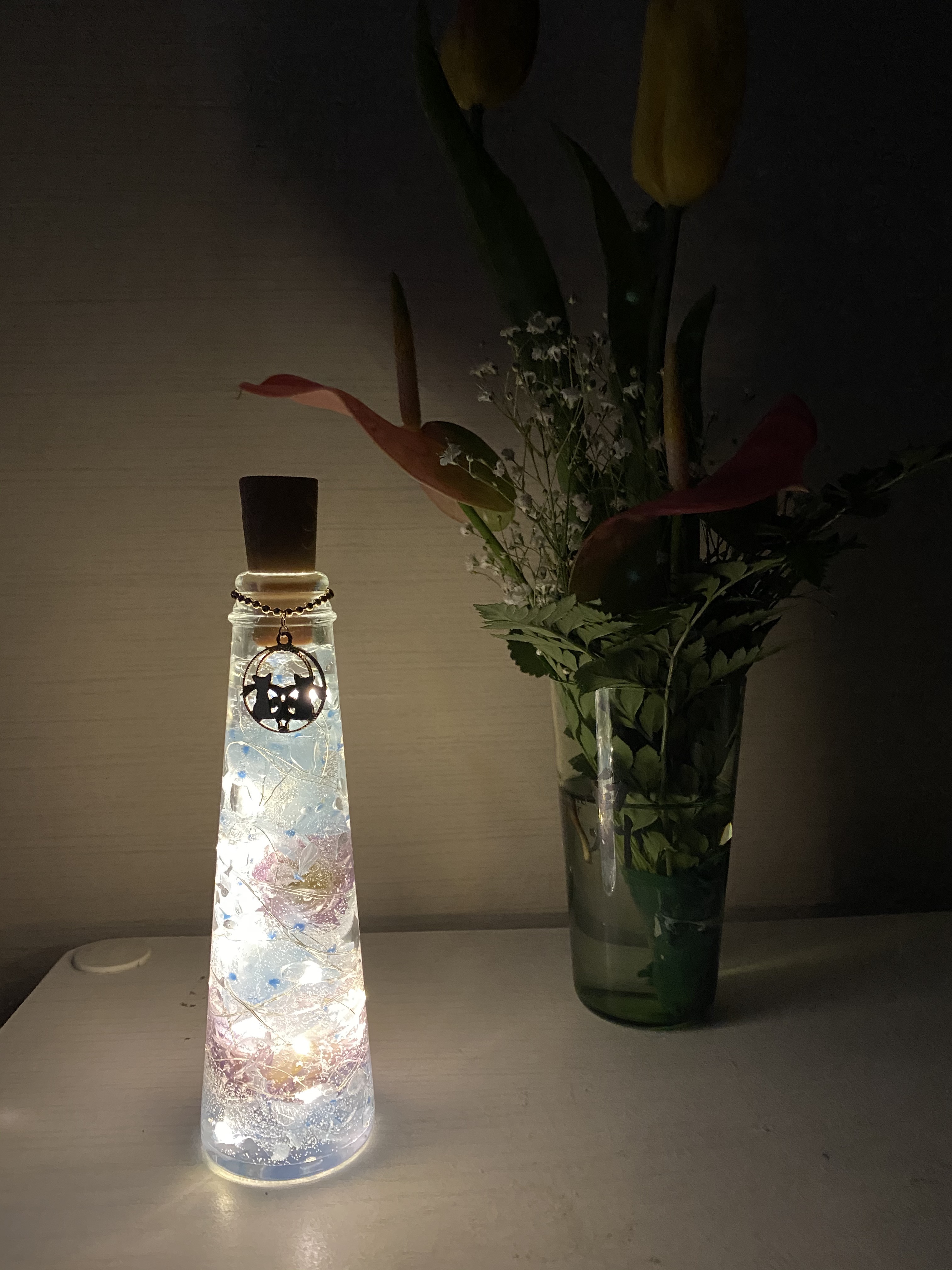 ハーバリウムジュエルライト 150ml 三角瓶 （黄色）